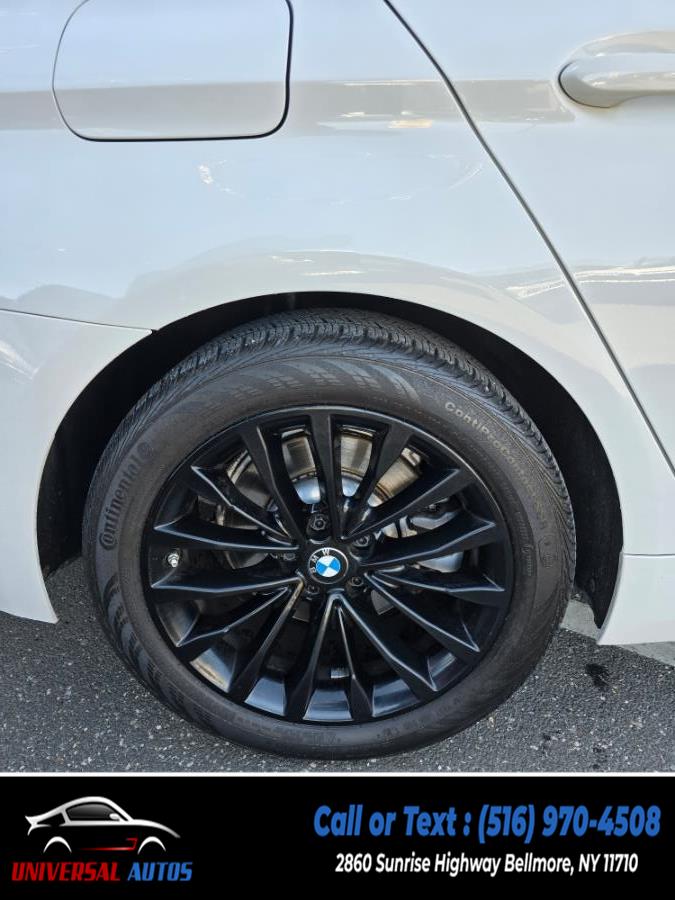 2021 BMW 5-Series 530i xDrive Sedan photo