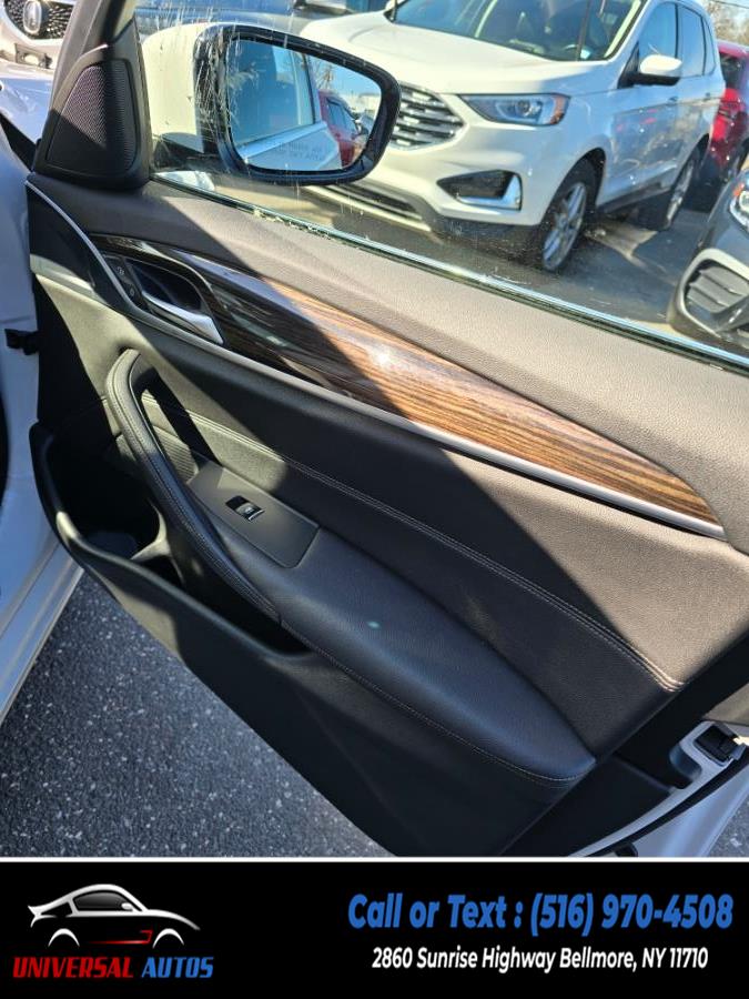 2021 BMW 5-Series 530i xDrive Sedan photo