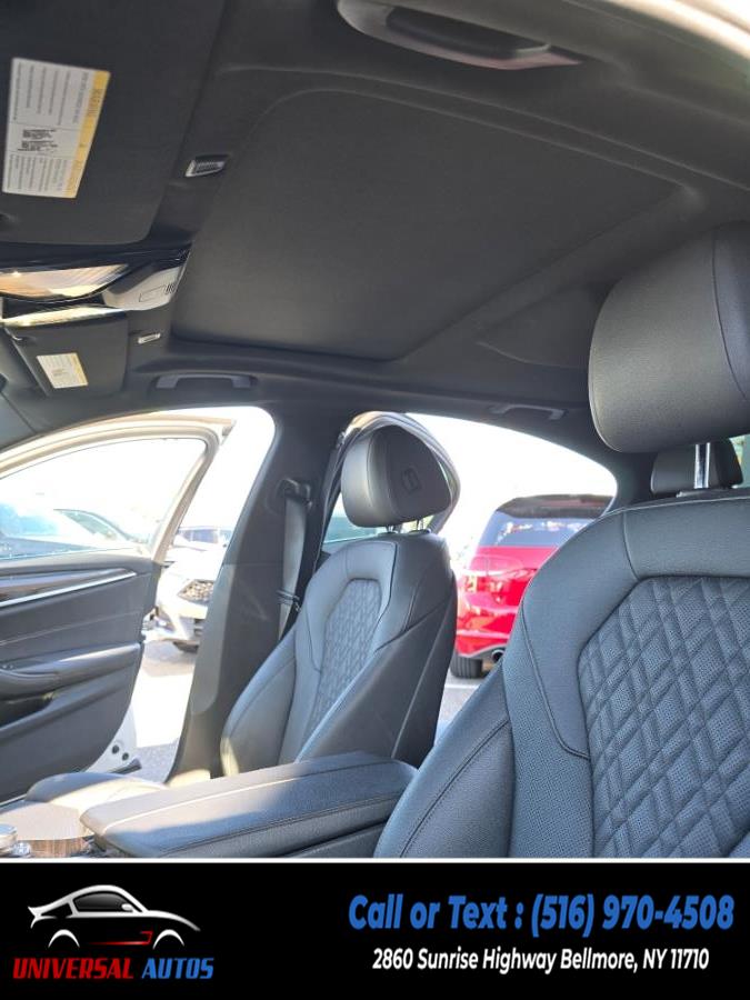 2021 BMW 5-Series 530i xDrive Sedan photo