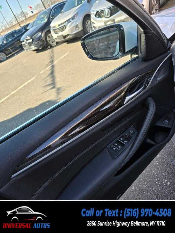 2021 BMW 5-Series 530i xDrive Sedan photo
