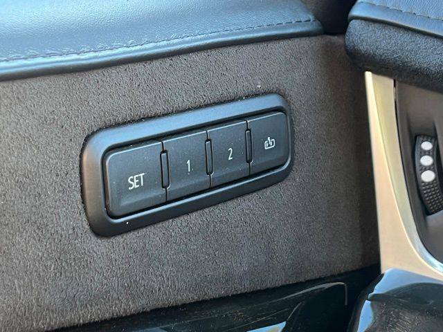 2020 Cadillac Escalade Platinum Edition photo