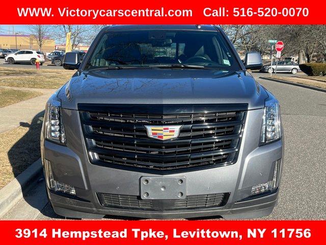 2020 Cadillac Escalade Platinum Edition photo