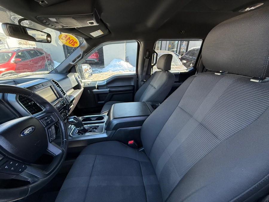 2015 Ford F-150 XLT Crew Cab 4x4 photo