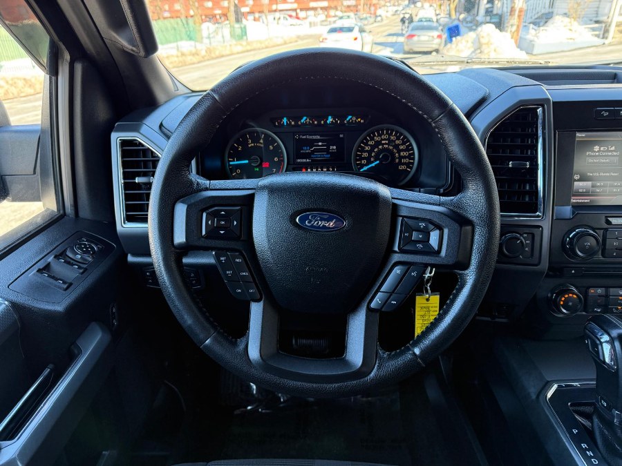 2015 Ford F-150 XLT Crew Cab 4x4 photo