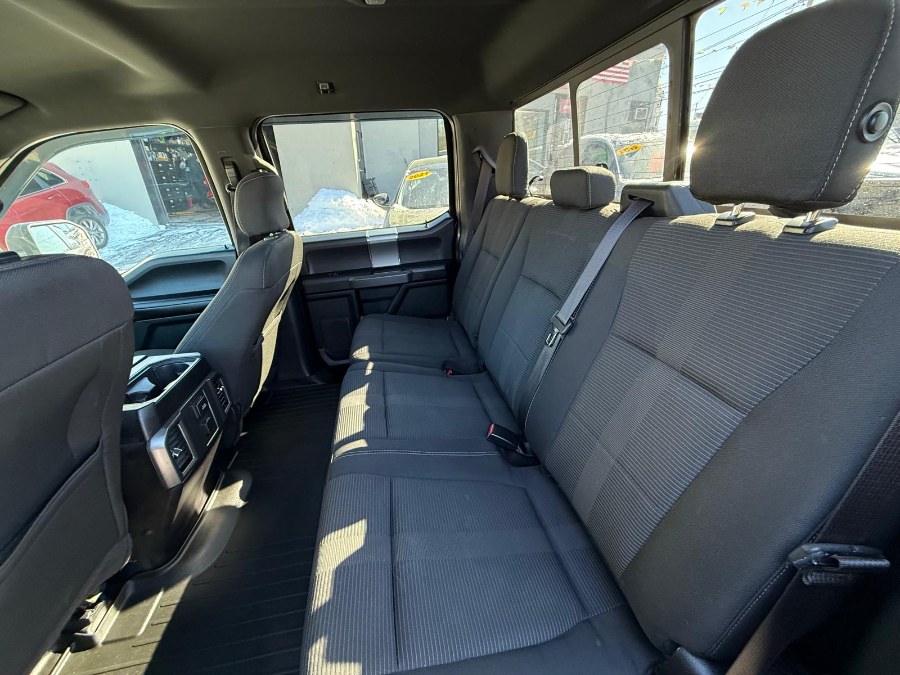 2015 Ford F-150 XLT Crew Cab 4x4 photo