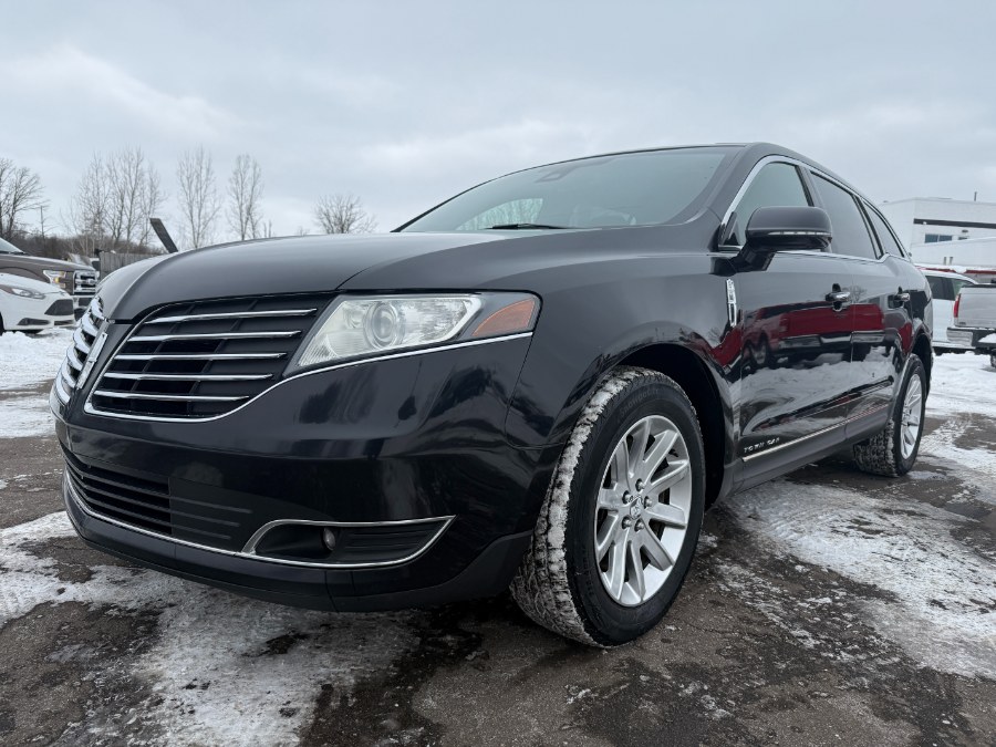 2019 Lincoln MKT Town Car Livery Fleet