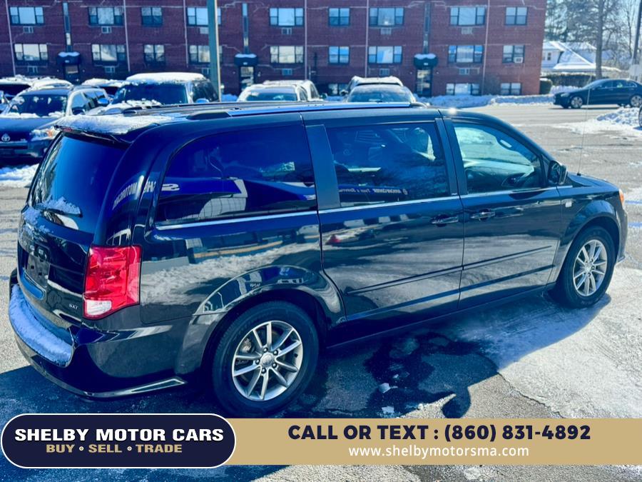 2014 Dodge Grand Caravan SXT photo