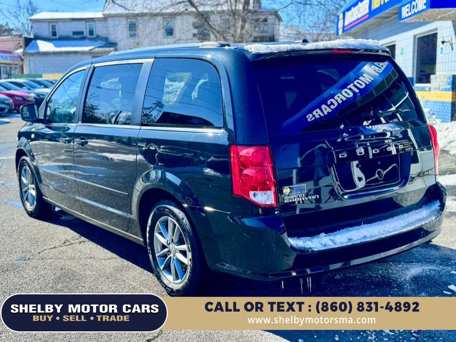 2014 Dodge Grand Caravan SXT photo