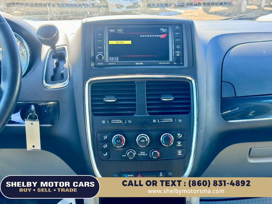 2014 Dodge Grand Caravan SXT photo
