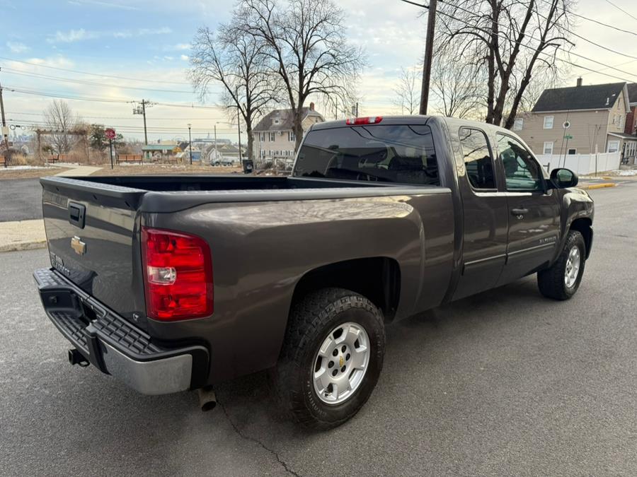 2011 Chevrolet Silverado 1500 LT photo