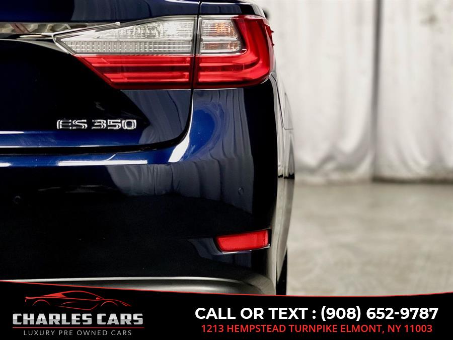 2017 Lexus ES 350 photo