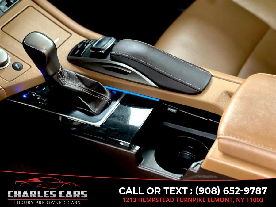 2017 Lexus ES 350 photo