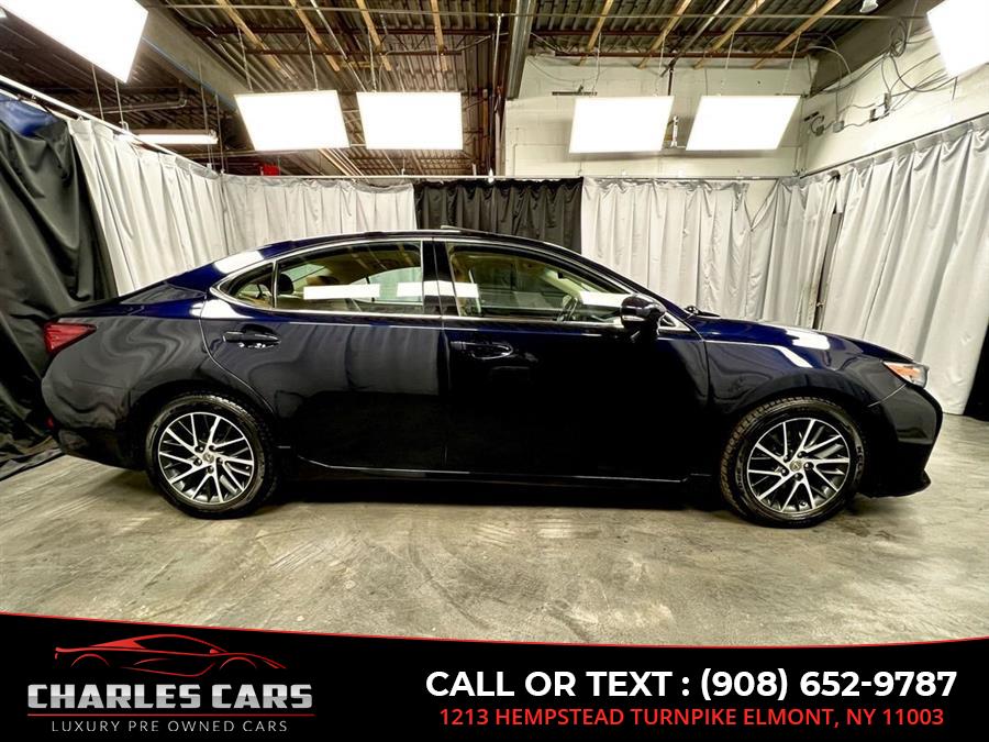 2017 Lexus ES 350 photo