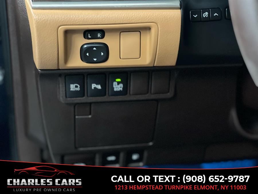 2017 Lexus ES 350 photo