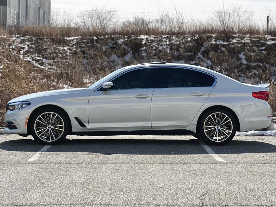 2020 BMW 5-Series 530i xDrive Sedan photo