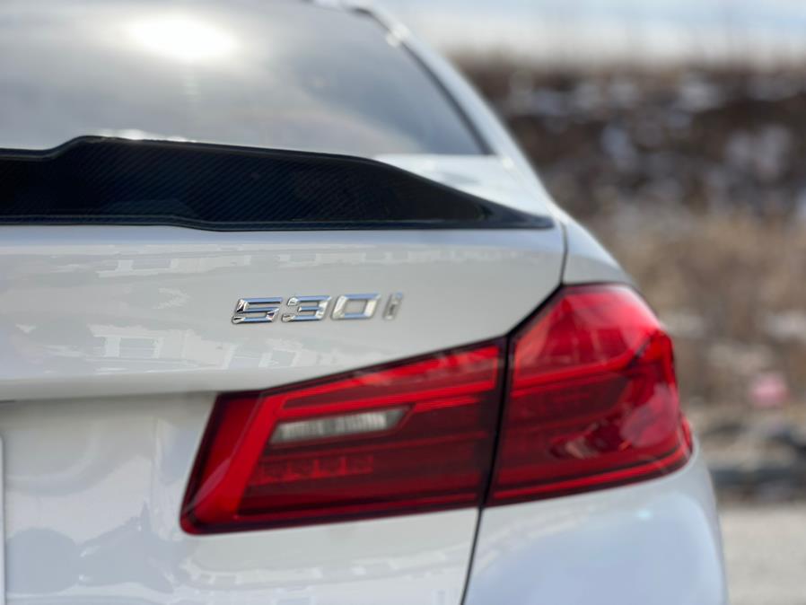 2020 BMW 5-Series 530i xDrive Sedan photo