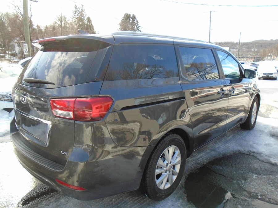 2017 Kia Sedona LX FWD photo