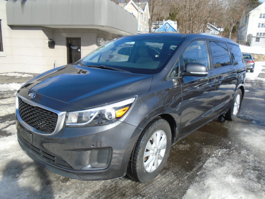 2017 Kia Sedona LX FWD photo