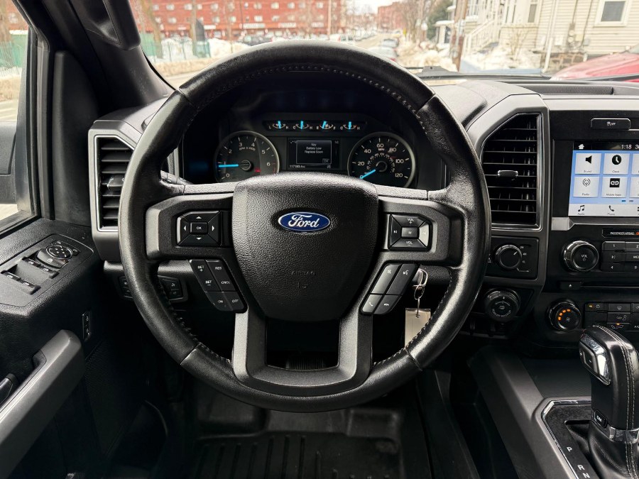 2018 Ford F-150 XLT photo