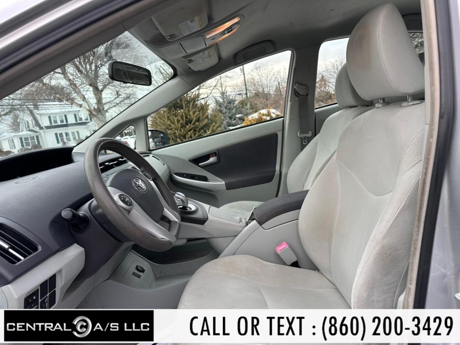 2010 Toyota Prius II photo