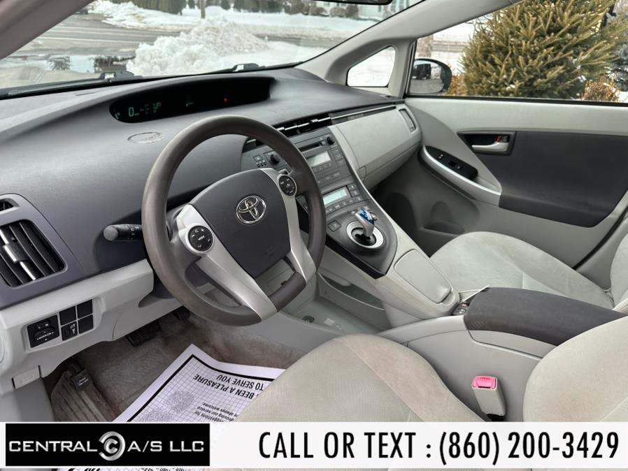 2010 Toyota Prius II photo