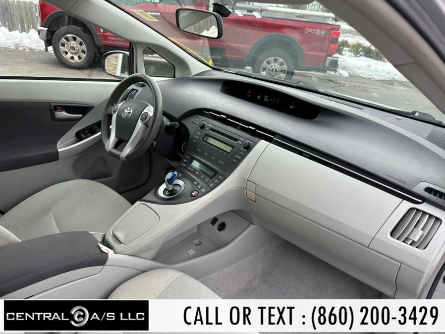 2010 Toyota Prius II photo
