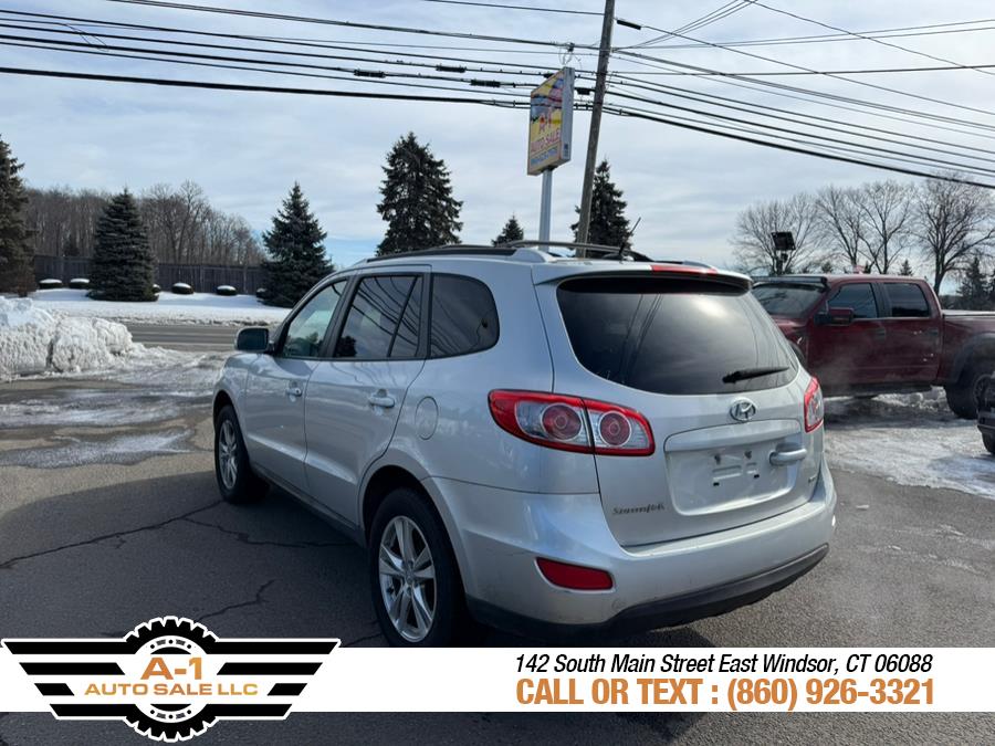 2012 Hyundai Santa Fe SE photo