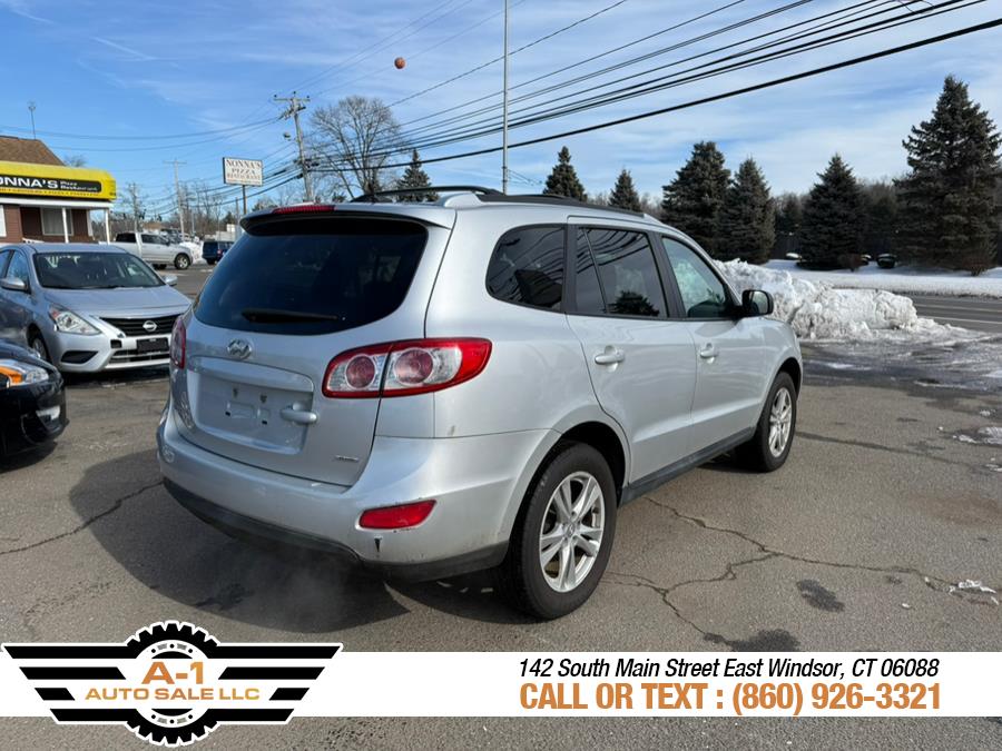 2012 Hyundai Santa Fe SE photo