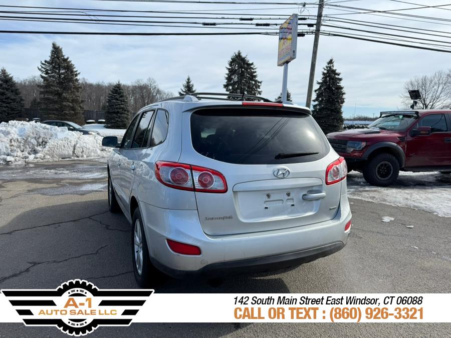 2012 Hyundai Santa Fe SE photo
