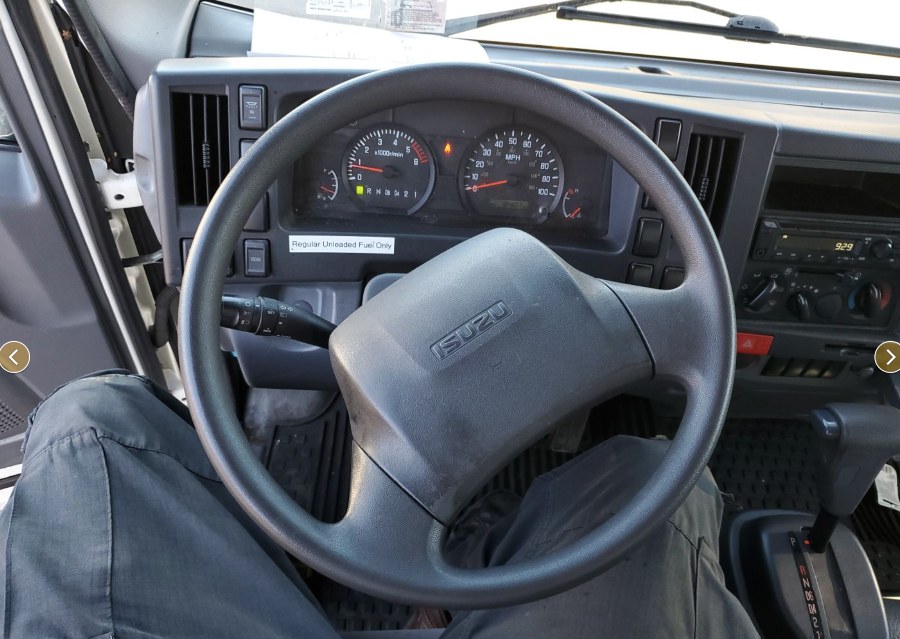 2019 Isuzu NPR HD 16 FT BOX TRUCK + TUCK AWAY LI photo