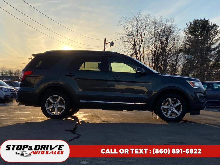 2016 Ford Explorer 4WD 4dr XLT photo