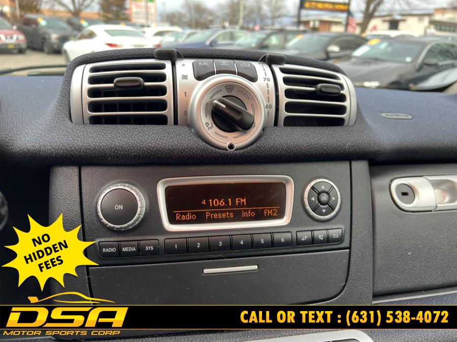 2015 smart Fortwo 2dr Cpe Passion photo