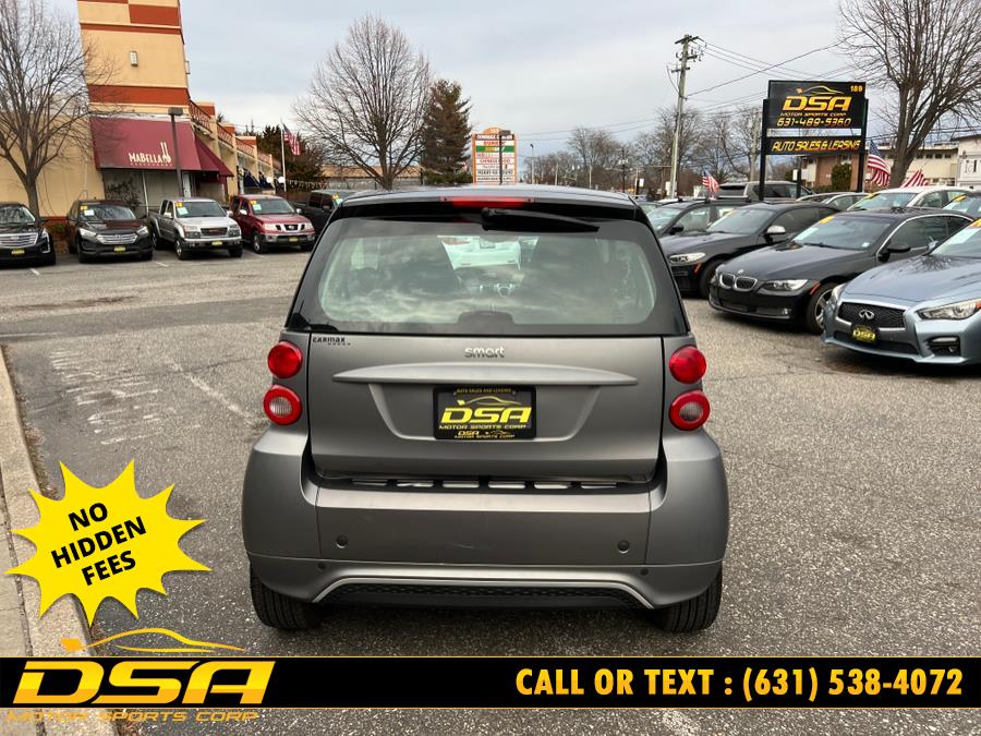 2015 smart Fortwo 2dr Cpe Passion photo