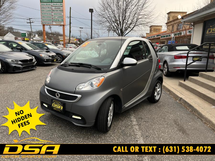 2015 smart Fortwo 2dr Cpe Passion photo