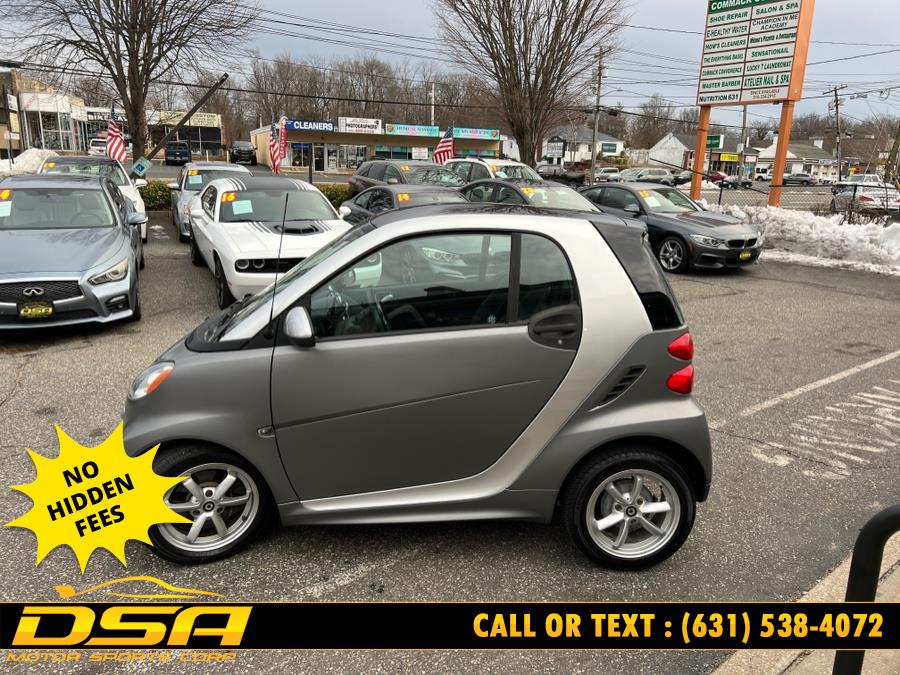 2015 smart Fortwo 2dr Cpe Passion photo