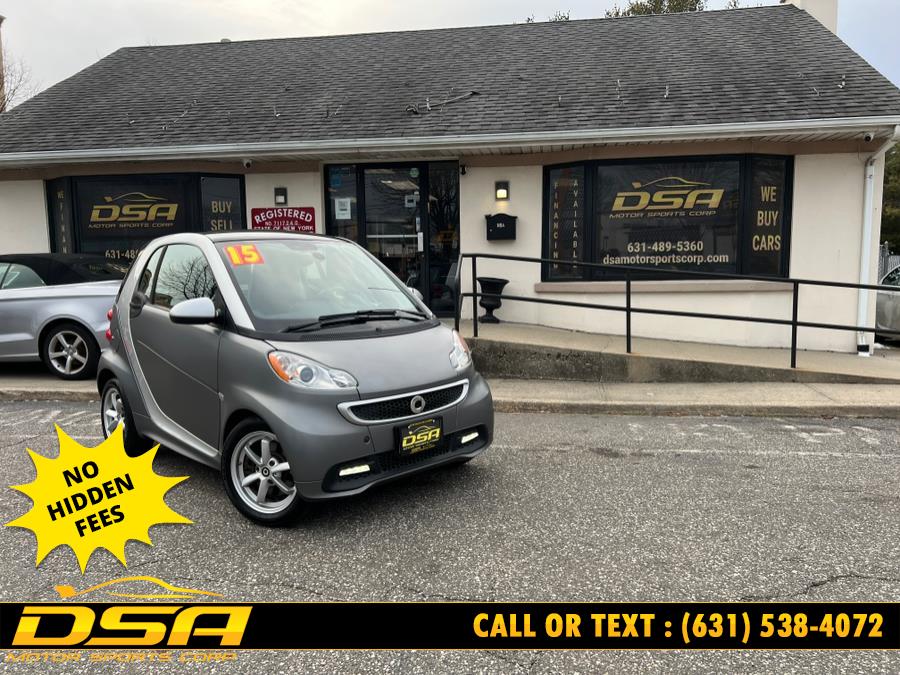 2015 smart Fortwo 2dr Cpe Passion photo