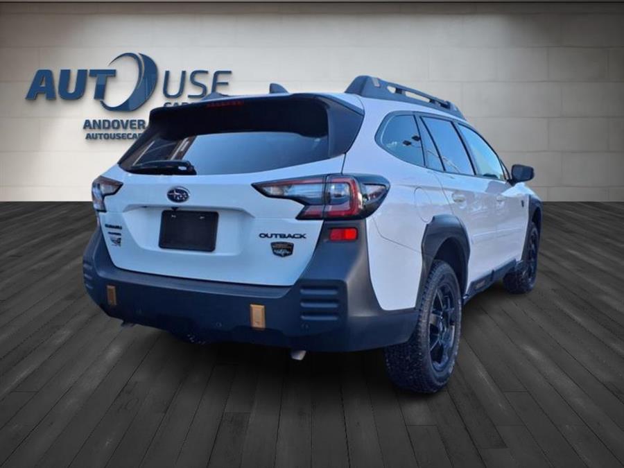 2022 Subaru Outback WILDERNESS photo
