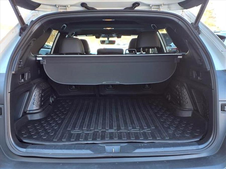2022 Subaru Outback WILDERNESS photo