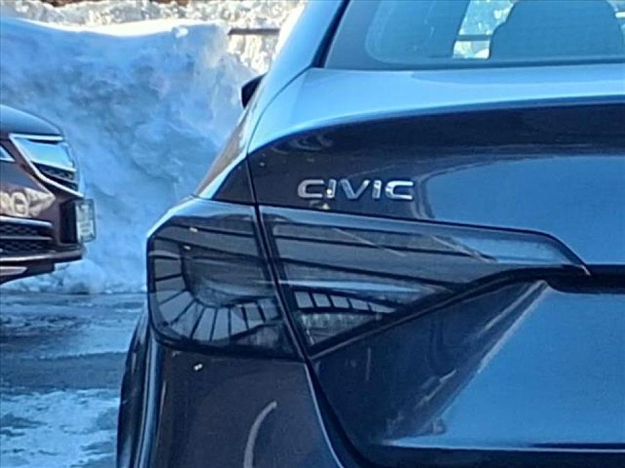2022 Honda Civic SPORT photo