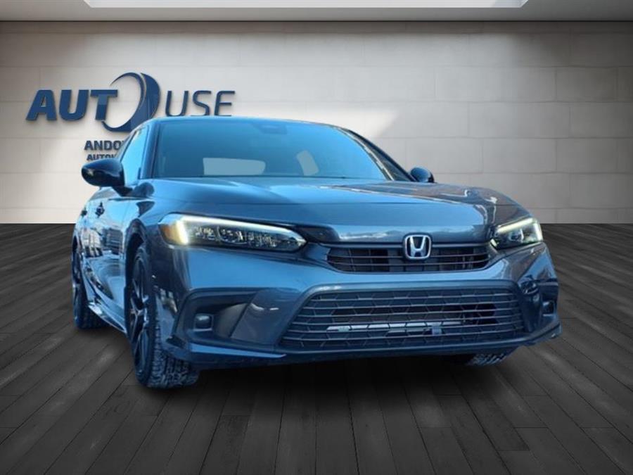 2022 Honda Civic SPORT photo