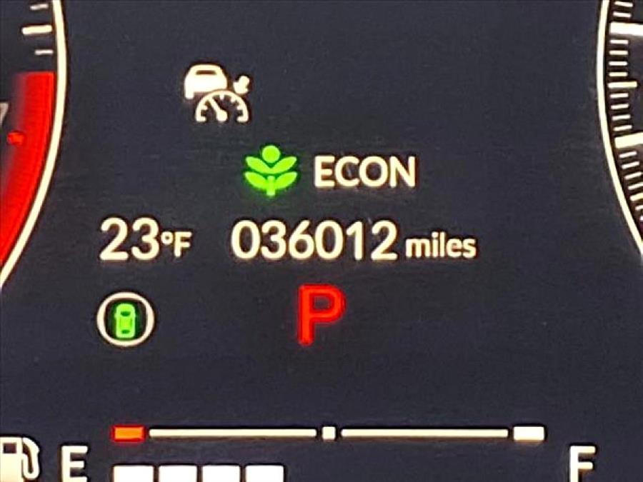2022 Honda Civic SPORT photo