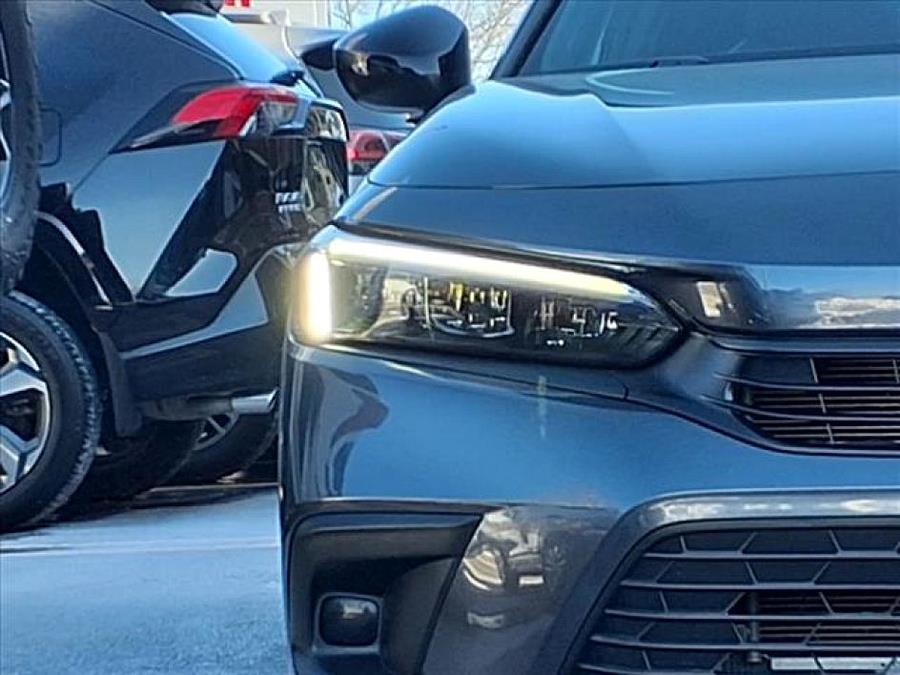 2022 Honda Civic SPORT photo
