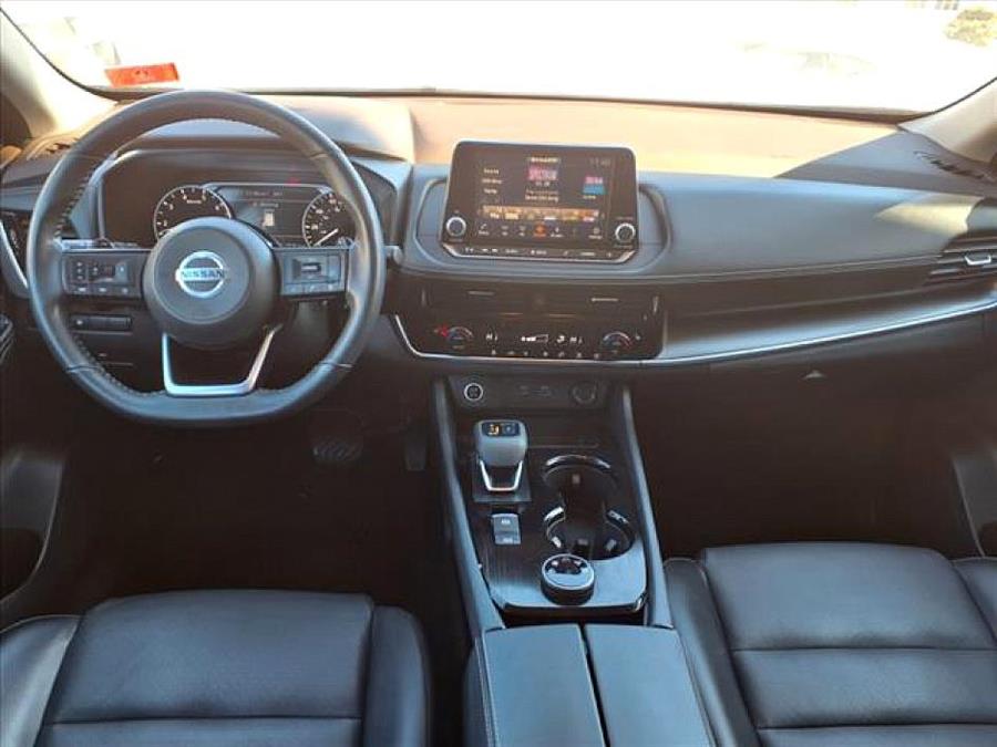2021 Nissan Rogue SV photo