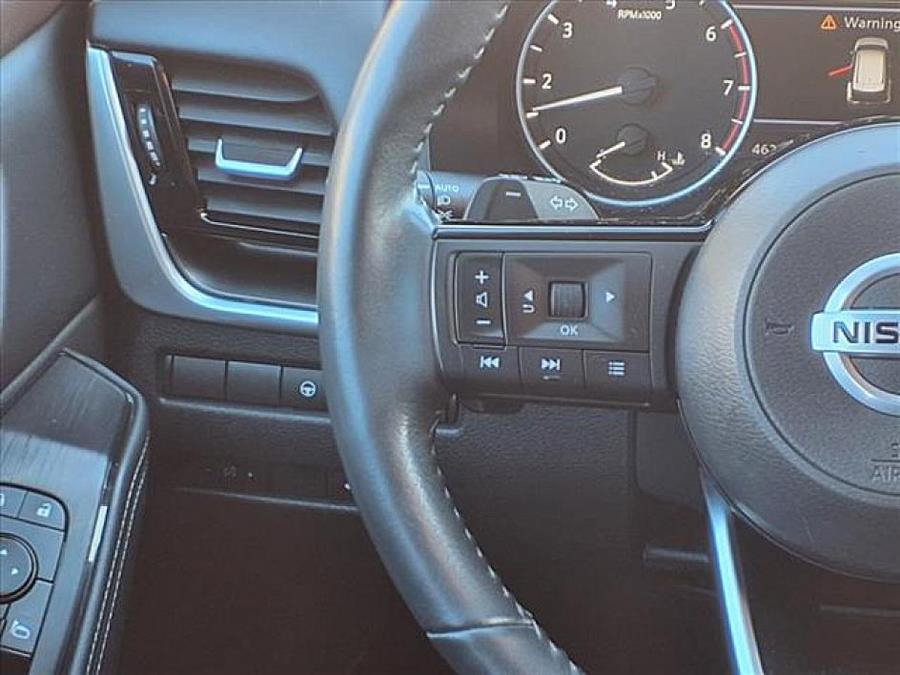 2021 Nissan Rogue SV photo