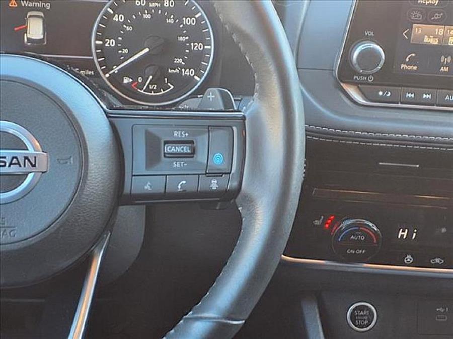 2021 Nissan Rogue SV photo