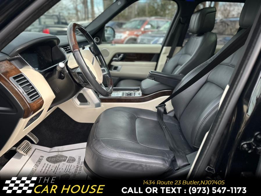 2022 Land Rover Range Rover Westminster SWB photo