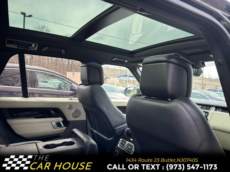 2022 Land Rover Range Rover Westminster SWB photo
