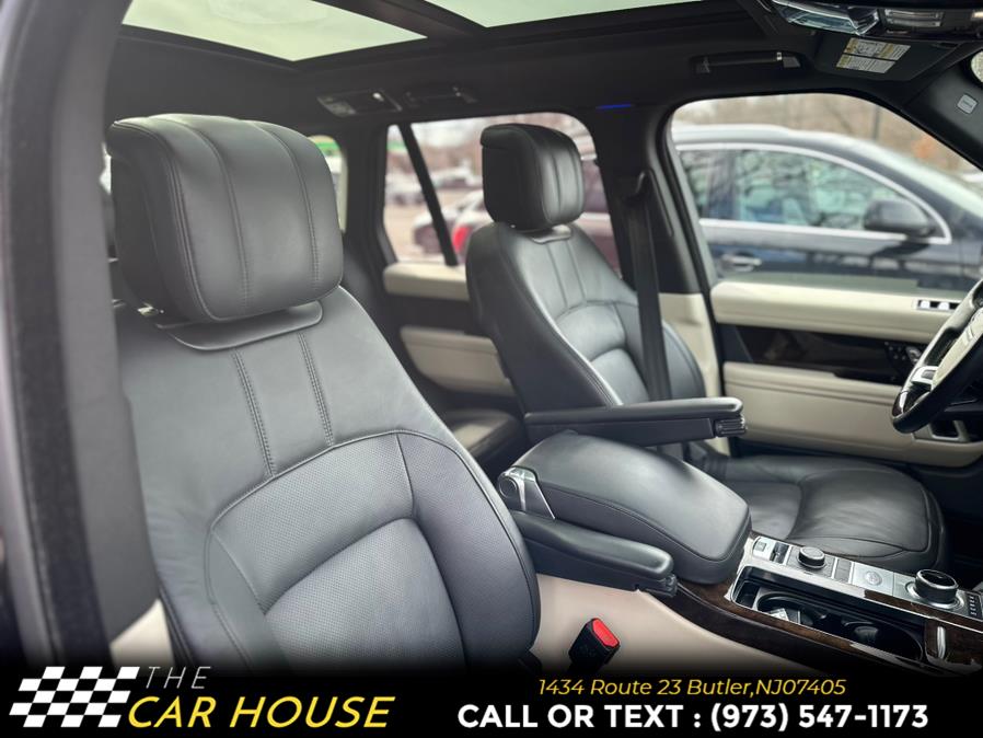 2022 Land Rover Range Rover Westminster SWB photo