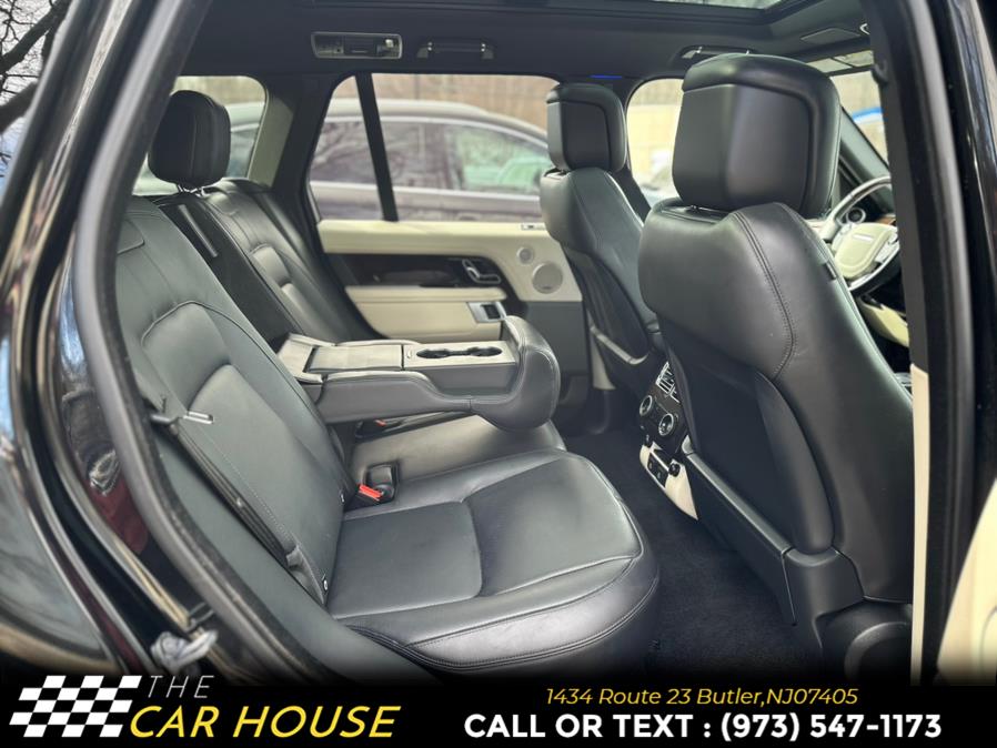 2022 Land Rover Range Rover Westminster SWB photo