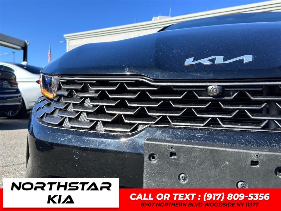 2022 Kia K5 EX photo